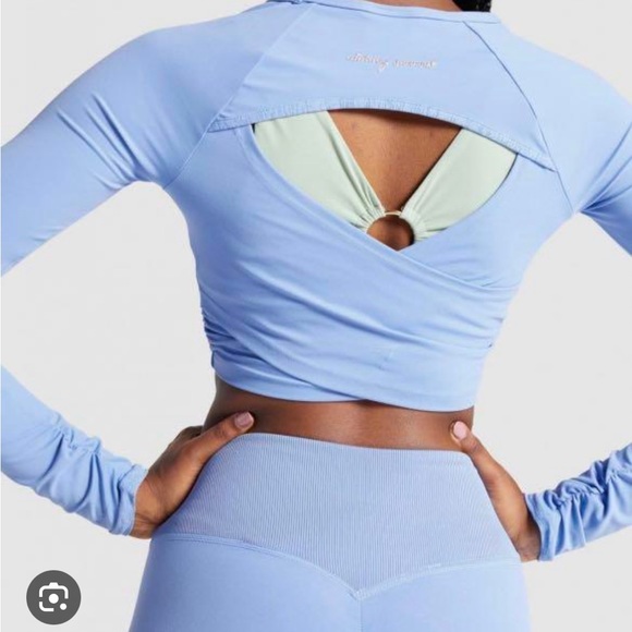 Whitney Simmons x Gymshark - Picture 7 of 7